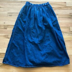 8 Denim Pleated Long Skirt with hip pockets and belt loops 100% cotton vintage